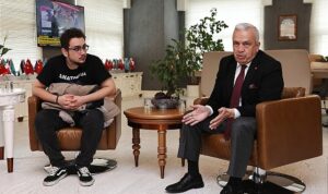 baskan-sadi-ozdemirden-genclere-yaninizdayiz-mesaji-5kxeBtlG.jpg