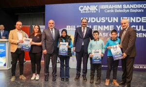 baskan-sandikcidan-ogrencilere-odul-cQgUXA9p.jpg