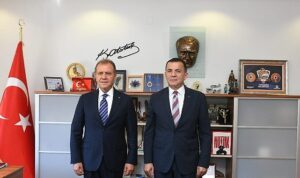 baskan-secerden-baskan-abdullah-ozyigite-hayirli-olsun-ziyareti-7lnAnkTV.jpg