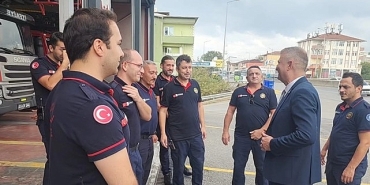 baskan-sezer-kahraman-itfaiyecilerin-haftasini-kutladi.jpg