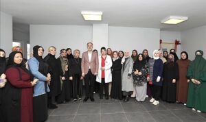 baskan-taban-huzur-mahallesi-inesmek-kurs-merkezini-ziyaret-etti-jhej21Wp.jpg
