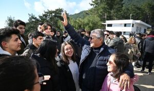 baskan-topaloglundan-ogrencilere-zirvede-motivasyon-etkinligi-e2iPR4pj.jpg