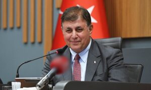 baskan-tugay-izmiri-turkiyede-en-dusuk-su-fiyatina-sahip-il-yapacagiz-F3ae3lIm.jpg