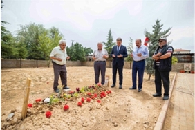 baskan-tugay-yangin-sehidi-ibrahim-demirin-ailesini-ziyaret-etti.jpg