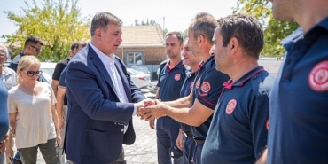 baskan-tugay-yanginlar-icin-acil-eylem-planini-acikladi.jpg