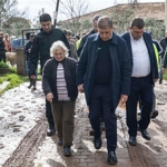 baskan-tugaydan-seferihisarda-yagistan-etkilenenlere-yerinde-destek.jpg