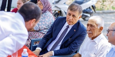 baskan-tugaydan-yanan-koylerin-normale-donmesi-icin-kararlilik-mesaji.jpg