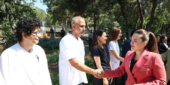 baskan-vekili-busra-ozdemirden-veteriner-hekimlere-ziyaret.jpg