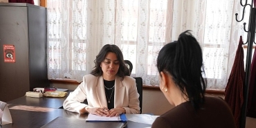 baskan-yetiskinden-adalete-erisim-herkes-icin-ulasilabilir-olmali-mesaji.jpg