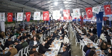 bayindirda-iftar-bereketi-gonul-sofrasinda-birlik-ve-beraberlik-mesaji.jpg