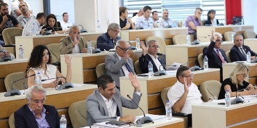 bayrakli-belediyesinden-sehit-yakinlari-gaziler-ve-engellilere-yuzde-50-indirim.jpg
