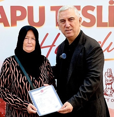 Bergama’da Hak Sahipleri Tapularına Kavuştu