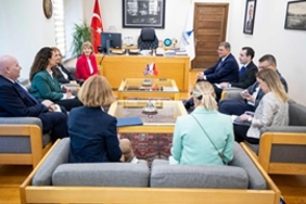 birlesik-krallik-buyukelcisinden-baskan-tugaya-ziyaret.jpg