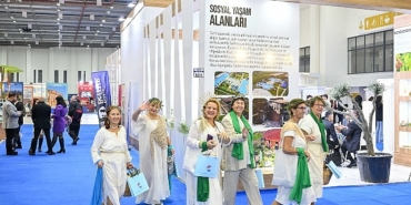 bornova-belediyesi-tti-izmirde-tarihe-isik-tuttu-8500-yillik-mirasla-turizmde-yeni-hedefler.jpg