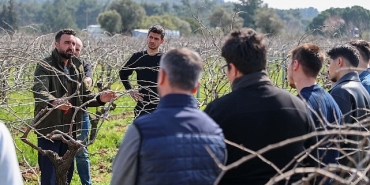 bucanin-baglarinda-gelecegin-ziraat-muhendisleri-yetisiyor.jpg