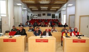 burhaniye-belediye-baskan-yardimcilari-muhtarlar-ile-bulustu-gAvHmTAg.jpg