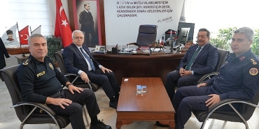 burhaniye-protokolunden-baskan-devecilere-ziyaret.jpg