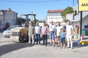 burhaniye-sanayi-sitesinde-asfalt-yama-calismalari-basladi.jpg