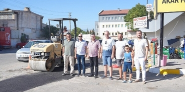 burhaniye-sanayi-sitesinde-asfalt-yama-calismalari-basladi.jpg