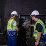buyuksehir-belediyesi-yangindan-etkilenen-manolya-apartmani-icin-devrede.jpg
