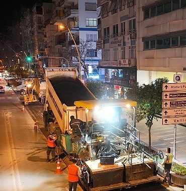 buyuksehir-belediyesinin-asfalt-calismalari-suruyor.jpg