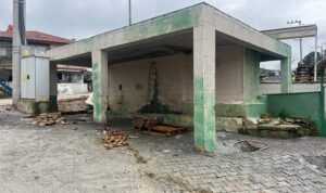 buyuksehir-biberoglu-mahallesindeki-cesmeyi-onardi-vz6h7RsS.jpg