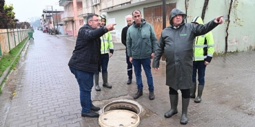 buyuksehir-ve-maski-ekipleri-siddetli-yagisa-karsi-sahada.jpg