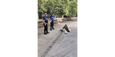buyuksehir-zabitasindan-yardim-eli.jpg