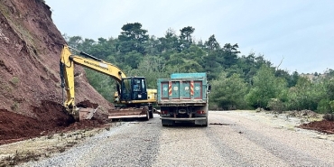 buyuksehirin-yol-calismalari-hiz-kesmeden-suruyor.jpg