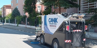 canik-belediyesi-guclu-temizlik-filosuyla-sahada.jpg