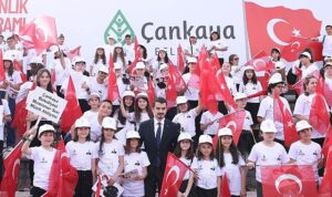 cankaya-belediyesi-23-nisan-ulusal-egemenlik-ve-cocuk-bayramini-birbirinden-renkli-etkinliklerle-ilcenin-dort-ZNYbAYOF.jpg