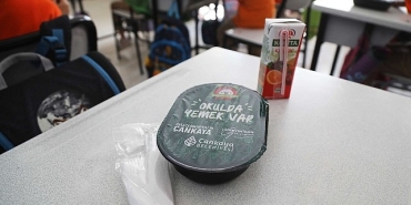 cankaya-belediyesinden-cocuklara-sicak-ogle-yemegi.jpg