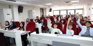 cankayada-cocuk-meclisi-kuruldu.jpg