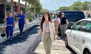 cesme-belediyesi-fen-isleri-mudurlugu-ilcenin-dort-bir-yaninda-yol-bakim-onarim-ve-yenileme-6i7w3wYm.jpg