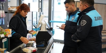 cesme-belediyesinden-zincir-marketlere-fahis-fiyat-denetimi.jpg