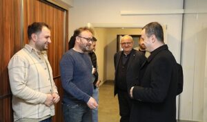 cetinkaya-karamurseli-guzellestirecegiz-DdWdLNEc.jpg