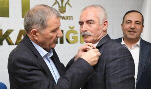 chpli-aday-ak-partiye-katildi-2bpcDYtC.jpg
