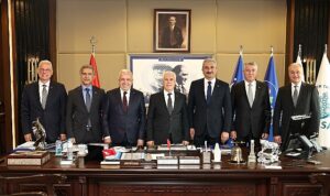 chpli-belediye-baskanlarindan-bursa-protokolune-ziyaret-K4dh3KLZ.jpg