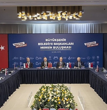 chpli-buyuksehir-belediye-baskanlari-mersinde-bulustu.jpg