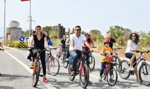 ciglili-bisikletseverler-19-mayis-icin-pedal-cevirdi-BwSJ8jnG.jpg