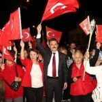 cumhuriyetin-101-yili-dikili-ve-candarlida-coskuyla-kutlandi.jpg