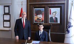 deude-23-nisanda-koltuklar-cocuklara-emanet-jXRMRgbv.jpg