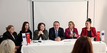 didim-kadin-meclisi-aralik-ayi-toplantisi-yogun-katilimla-gerceklesti.jpg