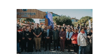 didimde-anisi-yasatilan-bir-isim-ferdi-zeyrek-parki-acildi.jpg