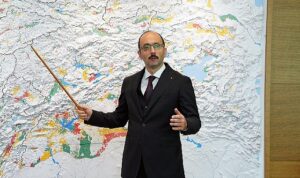 dsiden-usak-icin-yatirim-seferberligi-21-yilda-131-tesis-SkemtnkK.jpg