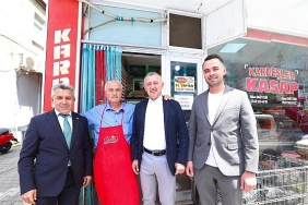 dugune-gitti-proje-inceledi-vatandasla-sohbet-etti.jpg
