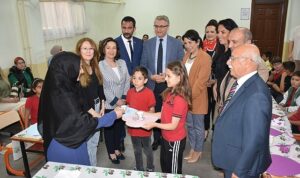 edremit-belediyesi-anneler-gununde-anne-ve-cocuklari-bulusturdu-msh6xJEO.jpg