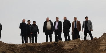 edremit-cayi-uzerine-yeni-kopru-hizla-ilerliyor.jpg