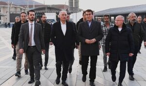 efkan-aladan-osmangazi-meydanina-tam-not-v51OJ6j3.jpg