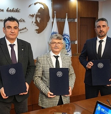 ege-universitesi-ve-aventek-otomotivden-sektore-nitelikli-is-gucu-saglayacak-protokol.jpg